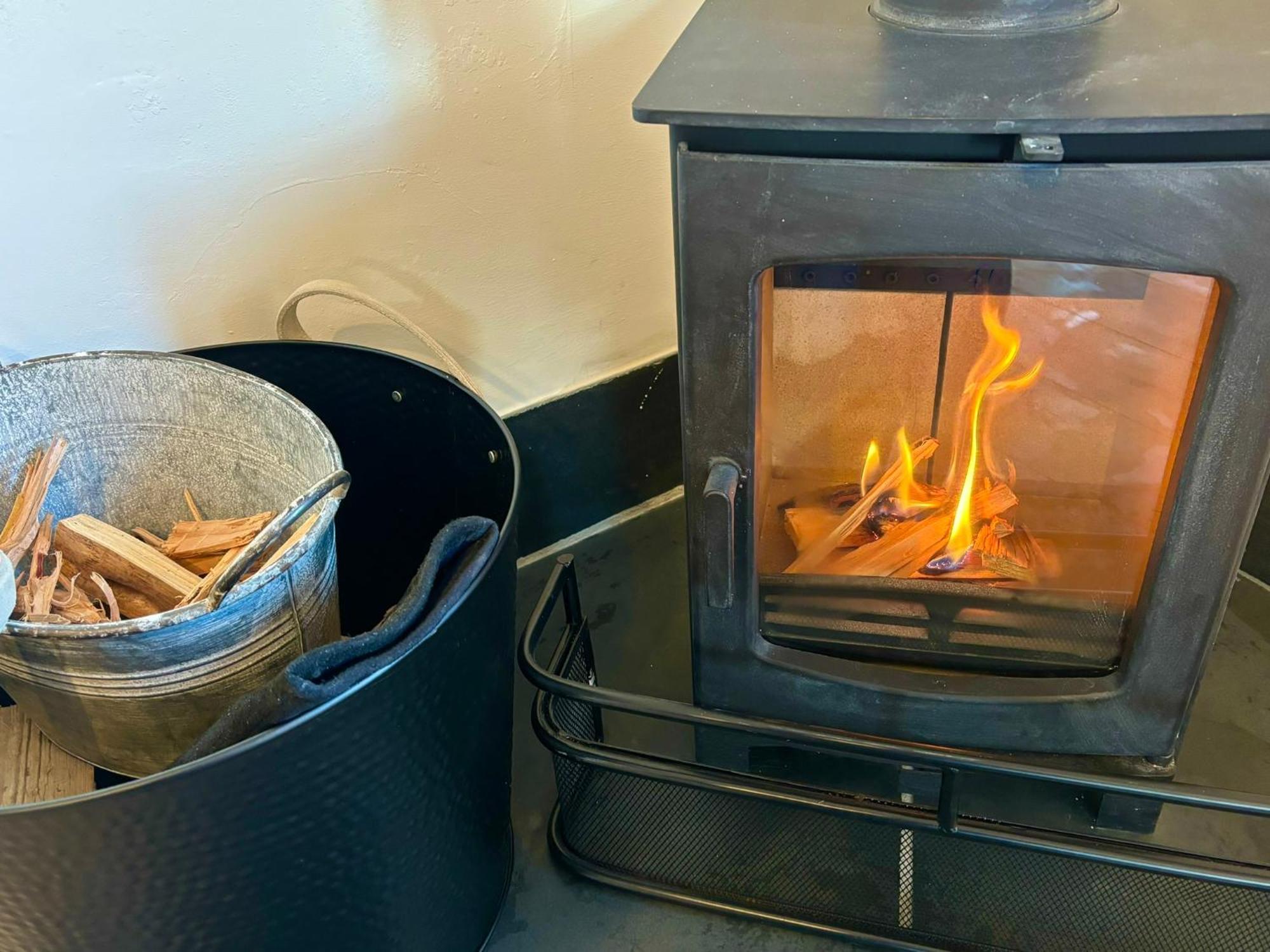 Polrunny Farm Seaberry Cottage With A Sea View And Log Burner Boscastle Bagian luar foto