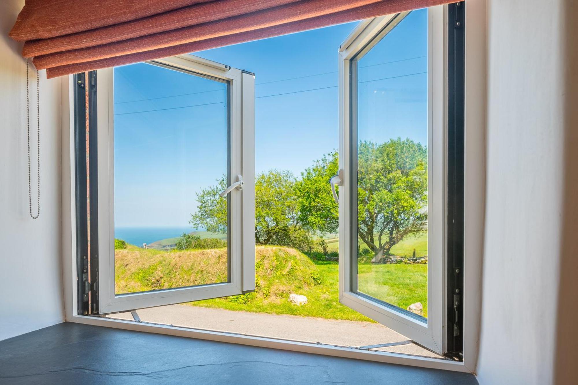 Polrunny Farm Seaberry Cottage With A Sea View And Log Burner Boscastle Bagian luar foto
