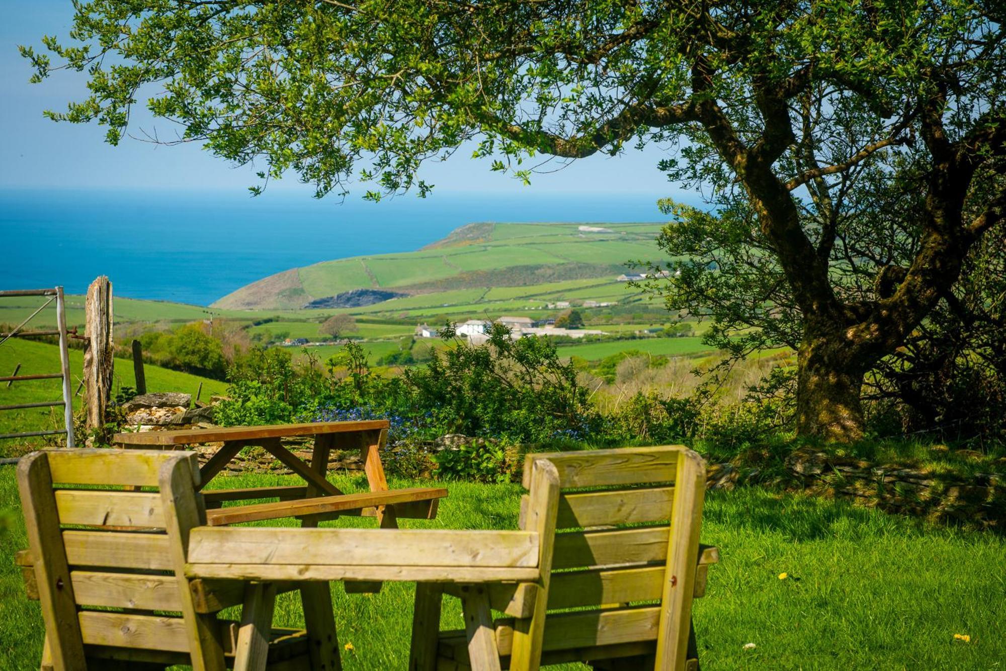 Polrunny Farm Seaberry Cottage With A Sea View And Log Burner Boscastle Bagian luar foto